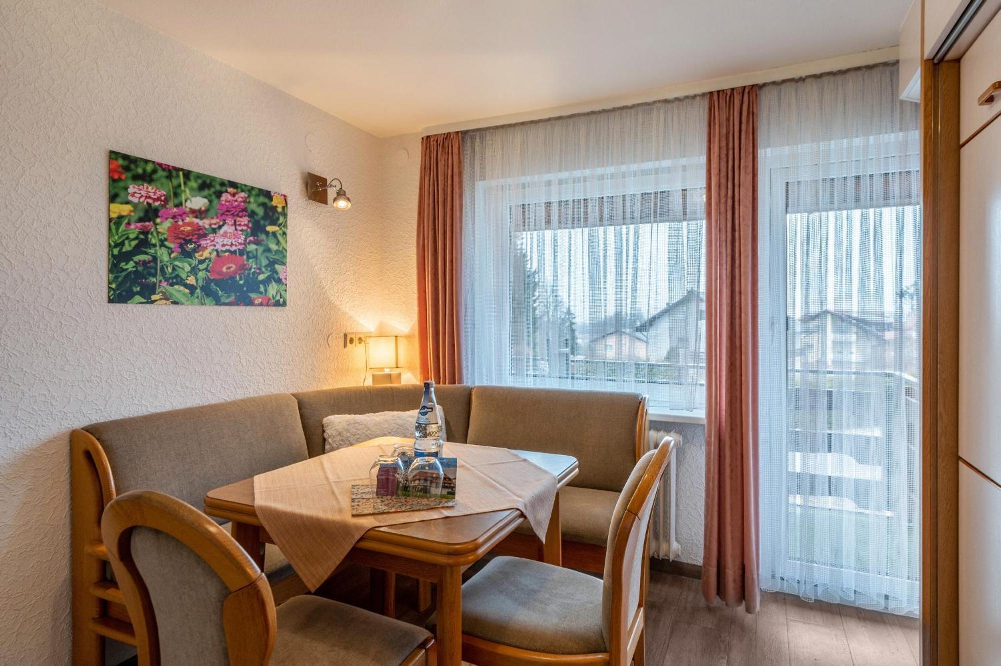 Gaestehaus Kunkelmann Mit Sauna Hoechenschwand Luaran gambar